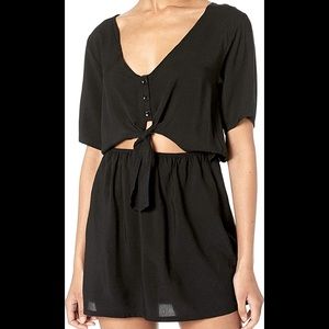 Woven Short Sleeve Tie Dress